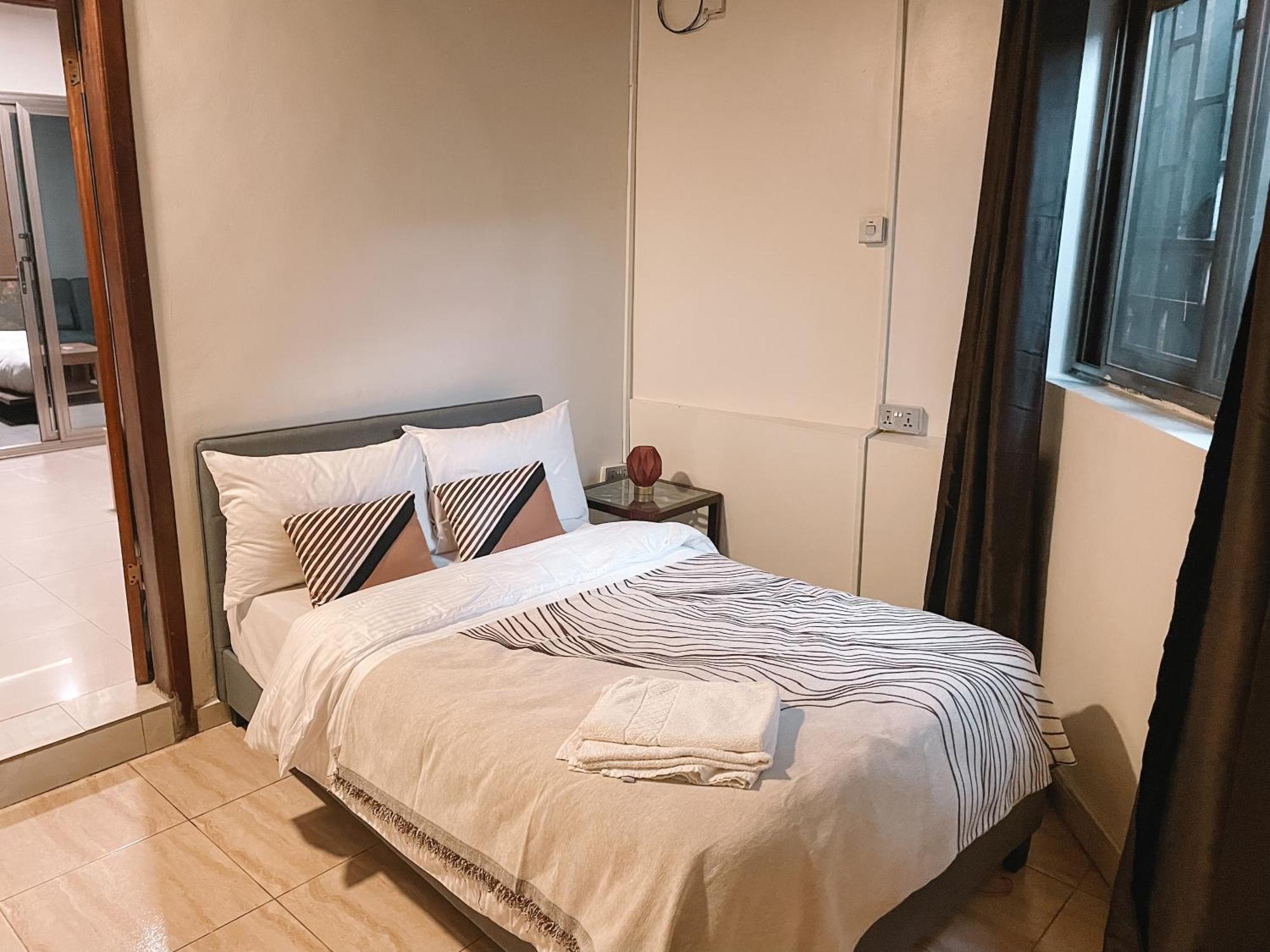Sky Suites East Legon Аккра Экстерьер фото